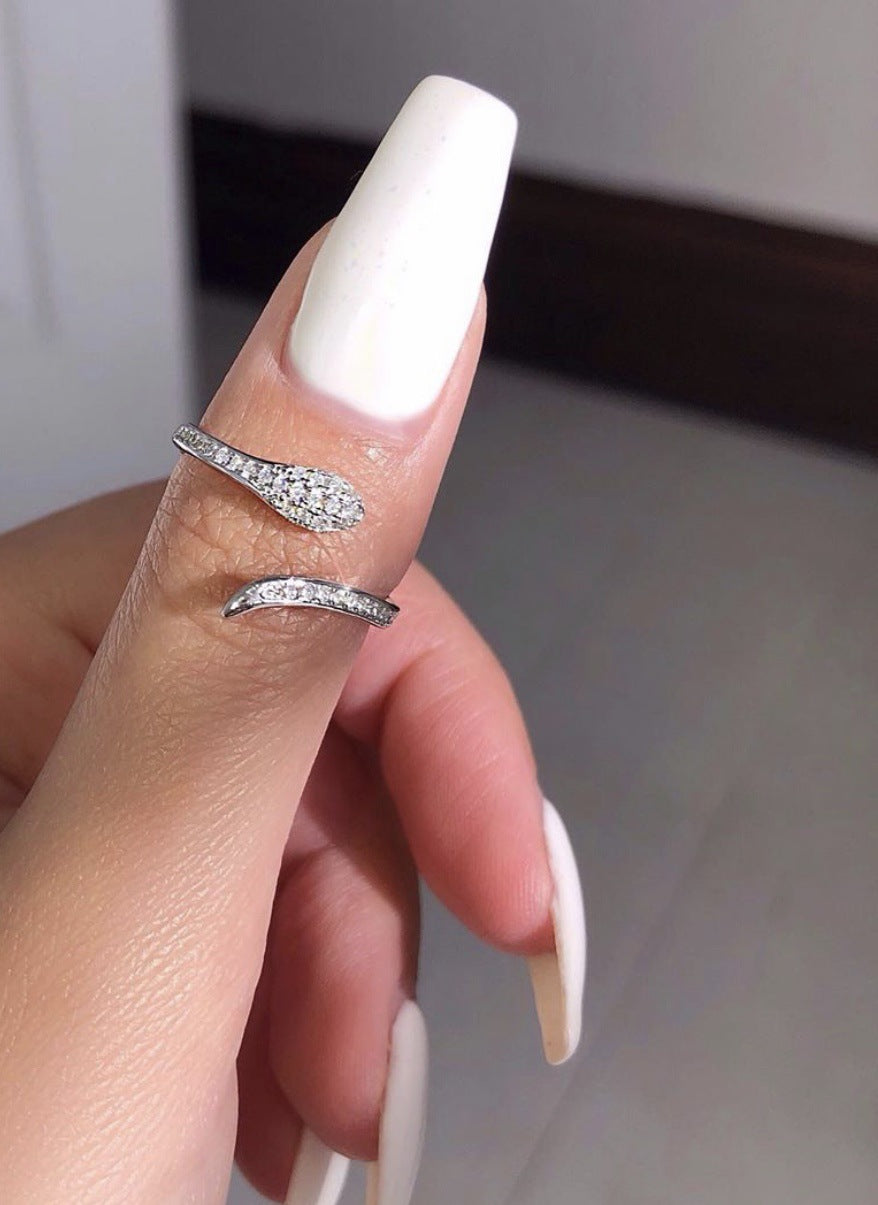 New European And American Snake Shape Zircon Creative Ladies Ring